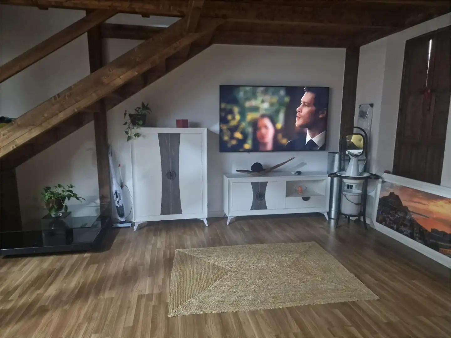 Sala d'estar de Casa adosada en venda en Alicante / Alacant amb Aire condicionat, Forn i Microones