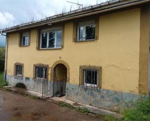 Exterior view of House or chalet for sale in Las Regueras  