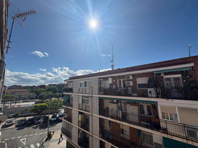 Piso en Venta en Calle de Peña de la Atalaya, 127 en San Diego