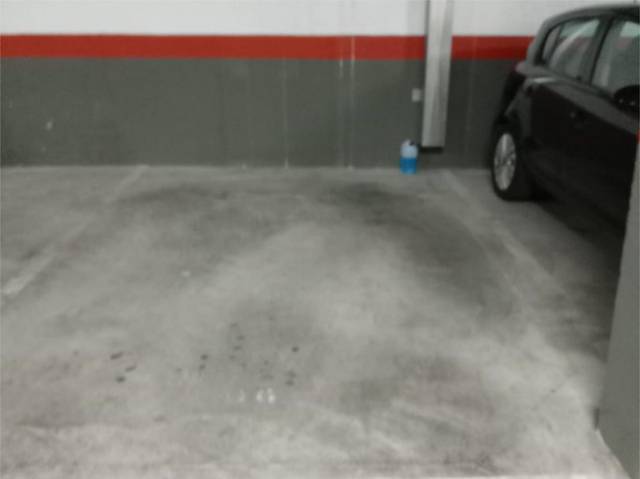 Garaje en Venta en Carrer de Concha Espina, 6 en Son Serra - Sa Vileta