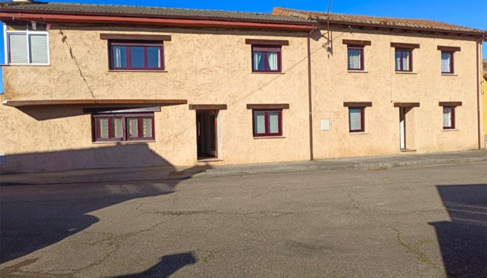 Casa o chalet en venta en Avenida de Madrid, 9, Mansilla Mayor, León - imagen 1 Foto 1 de Casa o chalet en venta en Avenida de Madrid, 9, Mansilla Mayor, León