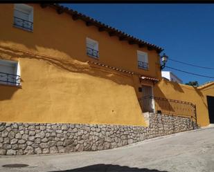 Vista exterior de Casa o xalet en venda en Cardenete amb Traster, Moblat i Balcó