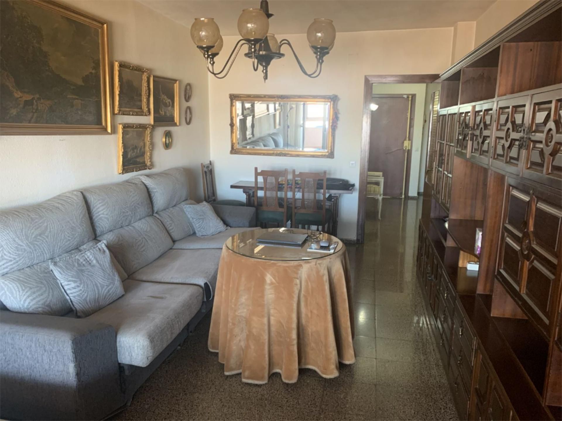Sala d'estar de Pis en venda en  Córdoba Capital amb Aire condicionat i Terrassa