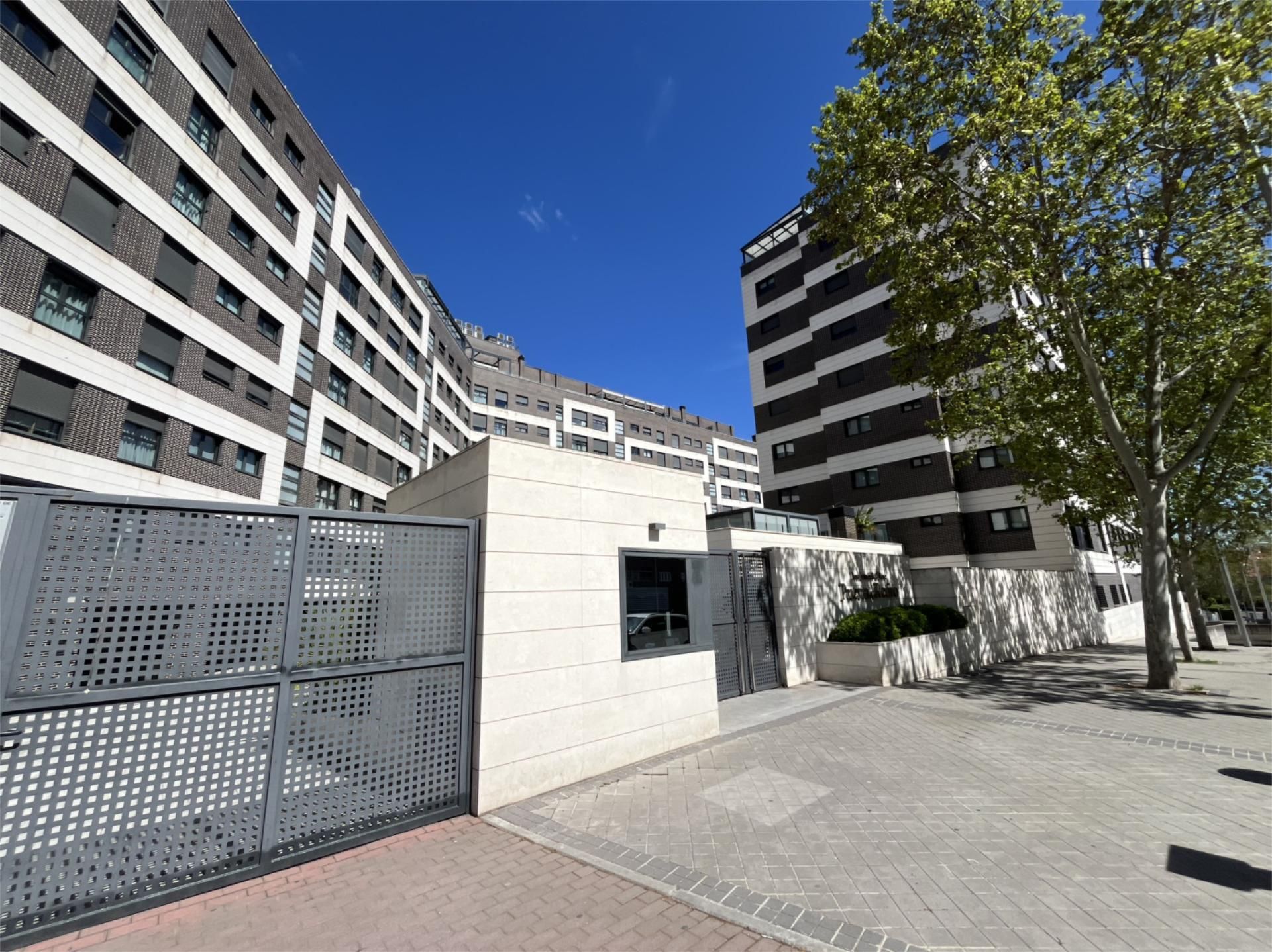 Exterior view of Flat to rent in  Madrid Capital