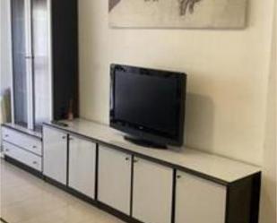 Sala d'estar de Pis de lloguer en Hervás amb Terrassa