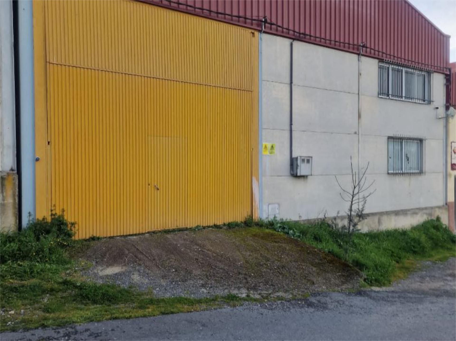 Aparcament de Nau industrial en venda en Casar de Cáceres