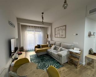 Living room of Flat to rent in  Madrid Capital  with Air Conditioner, Heating and Swimming Pool