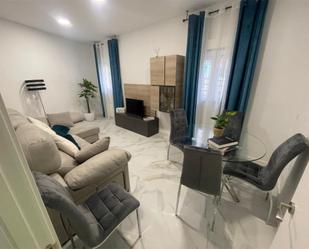 Sala d'estar de Pis en venda en Móstoles amb Aire condicionat
