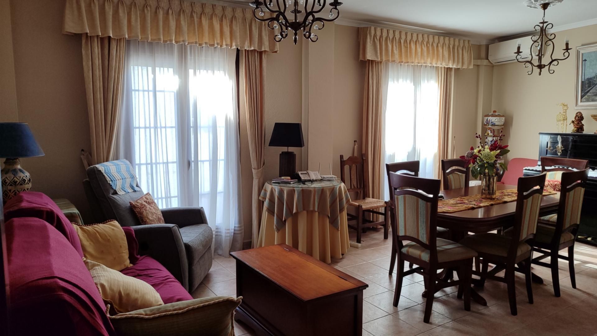 Living room of Flat for sale in Ronda  with Air Conditioner, Terrace and Balcony