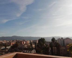 Vista exterior de Àtic de lloguer en  Murcia Capital amb Calefacció, Terrassa i Moblat
