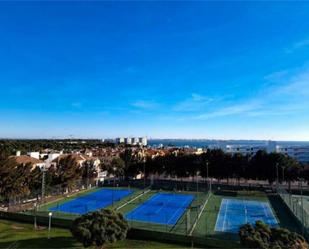 Vista exterior de Pis de lloguer en El Puerto de Santa María amb Jardí privat i Moblat