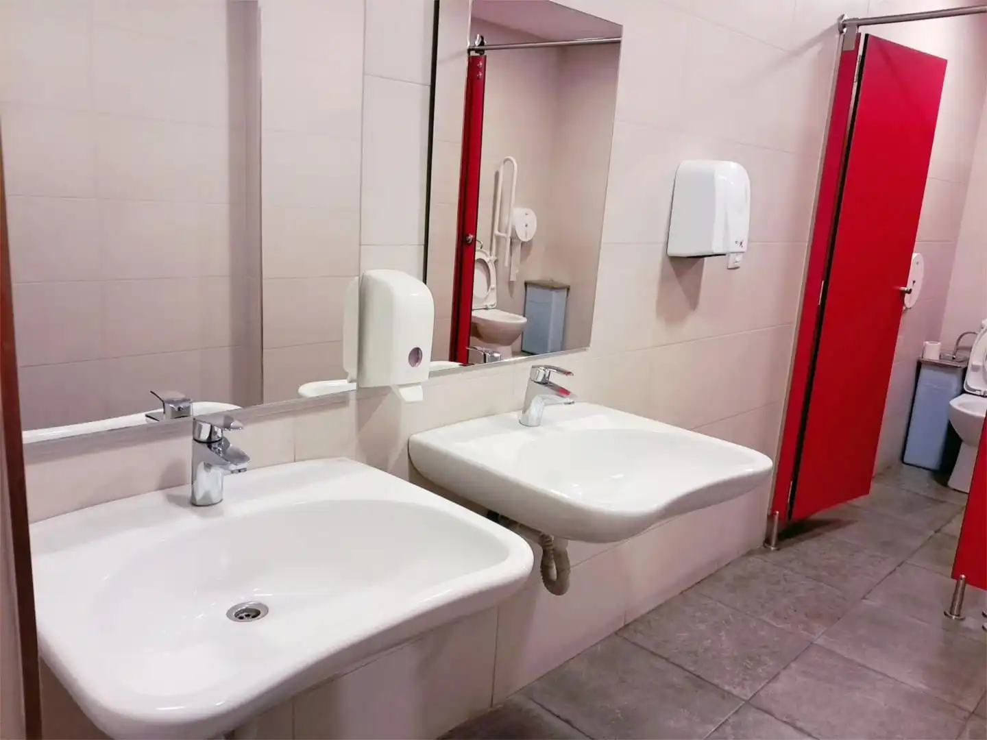 Oficina en venta en Madariaga Etorbidea, 5, San Pedro de Deusto - La Ribera Baño de Oficina en venta en Bilbao