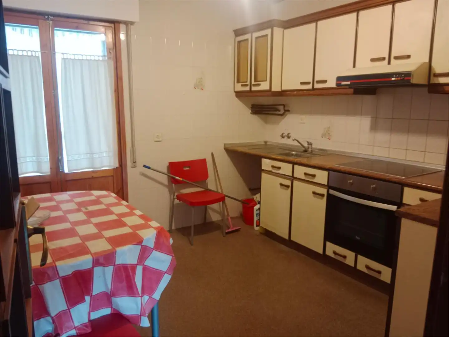 Kitchen of Flat for sale in La Almunia de Doña Godina   with Terrace, Storage room and Furnished