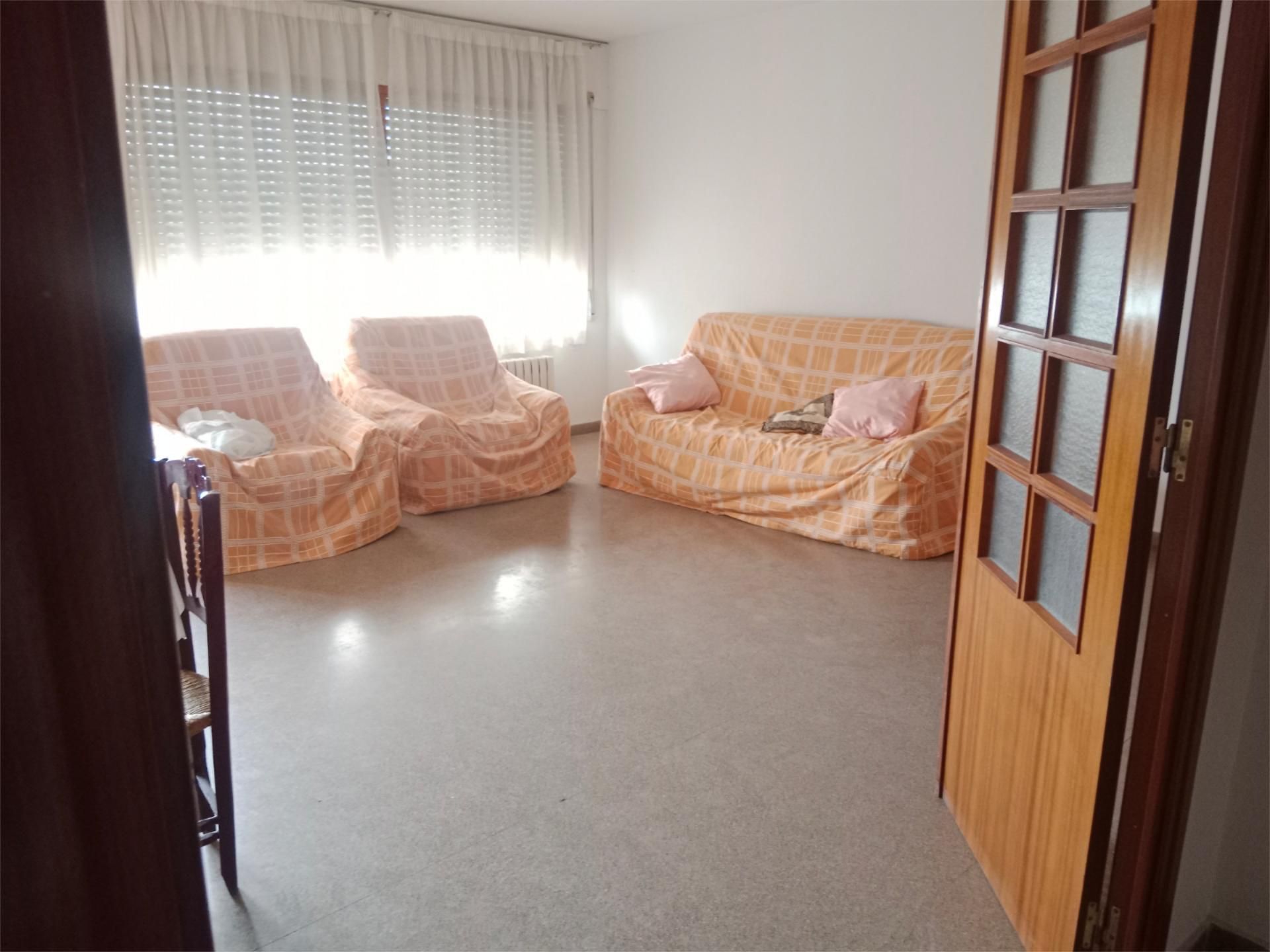 Living room of Flat for sale in La Almunia de Doña Godina   with Terrace, Storage room and Furnished