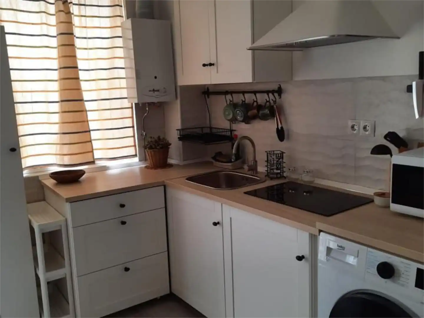 Cocina de Piso de alquiler en Cortegana con Amueblado y Balcón