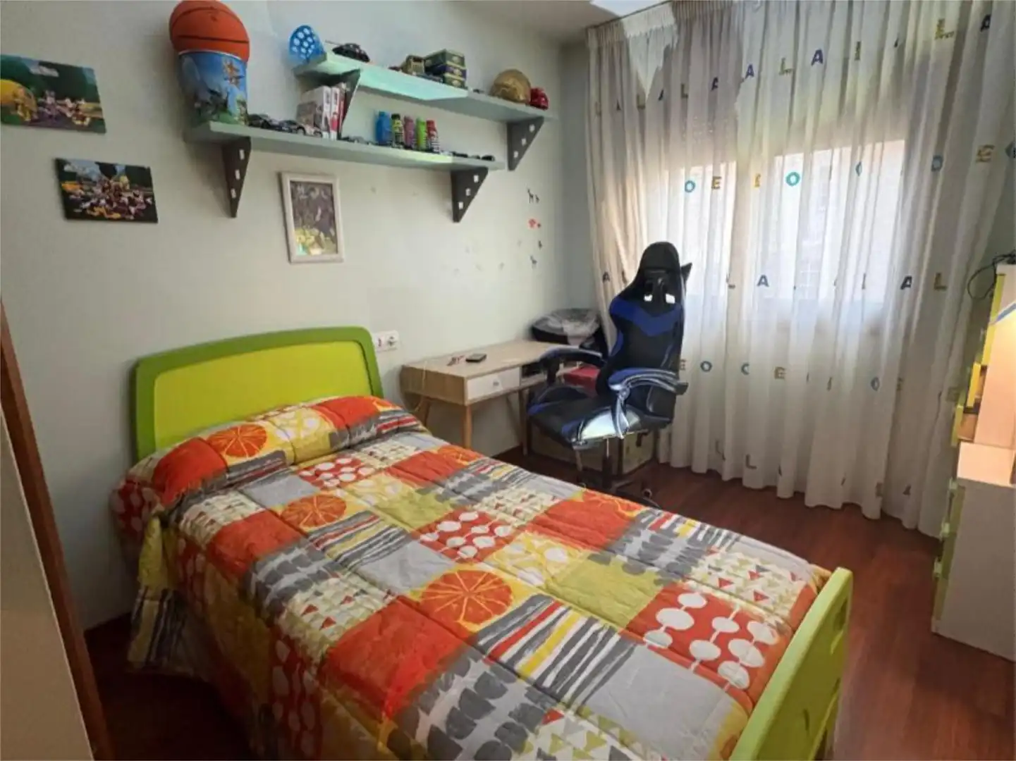 Habitación de Piso en venta en O Grove   con Balcón