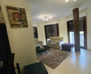 Sala d'estar de Pis en venda en O Grove   amb Calefacció, Parquet i Traster