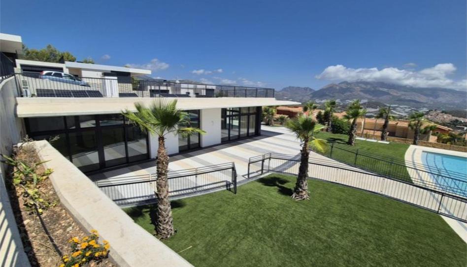 Casa o chalet en venta en Avinguda Balcon de Ponoig, 43, Polop, Alicante - imagen 1 Foto 1 de Casa o chalet en venta en Avinguda Balcon de Ponoig, 43, Polop, Alicante