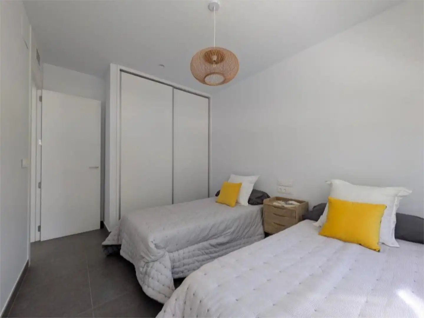 Dormitori de Casa o xalet en venda en Polop amb Aire condicionat, Terrassa i Piscina