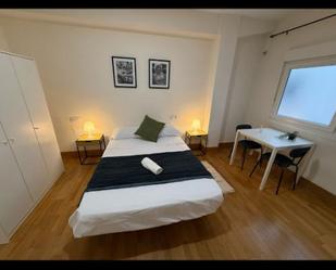 Apartament per a compartir a Calle Altamira, 37, Oliveros - Altamira Dormitori de Apartament per a compartir en Almería Capital amb Moblat