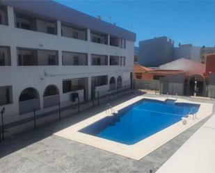 Piscina de Pis en venda en La Línea de la Concepción amb Terrassa i Piscina