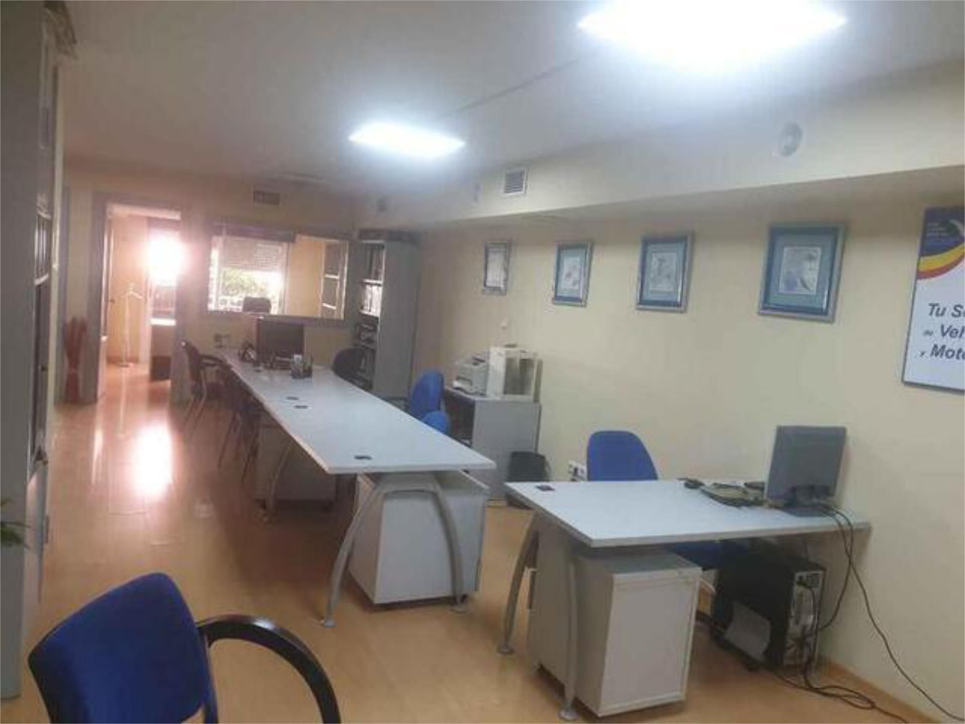 Office to rent in  Sevilla Capital  with Air Conditioner