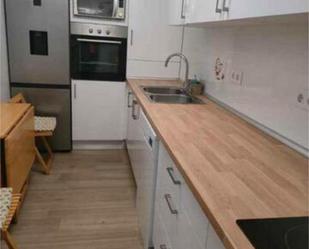 Cuina de Pis de lloguer en  Albacete Capital amb Calefacció i Moblat