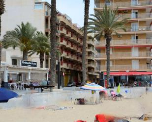 Vista exterior de Pis en venda en Torrevieja amb Aire condicionat, Terrassa i Piscina