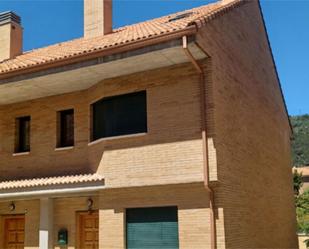 Exterior view of House or chalet for sale in Jaca  with Terrace, Swimming Pool and Balcony