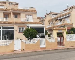 Vista exterior de Dúplex en venda en Torrevieja amb Aire condicionat, Calefacció i Terrassa