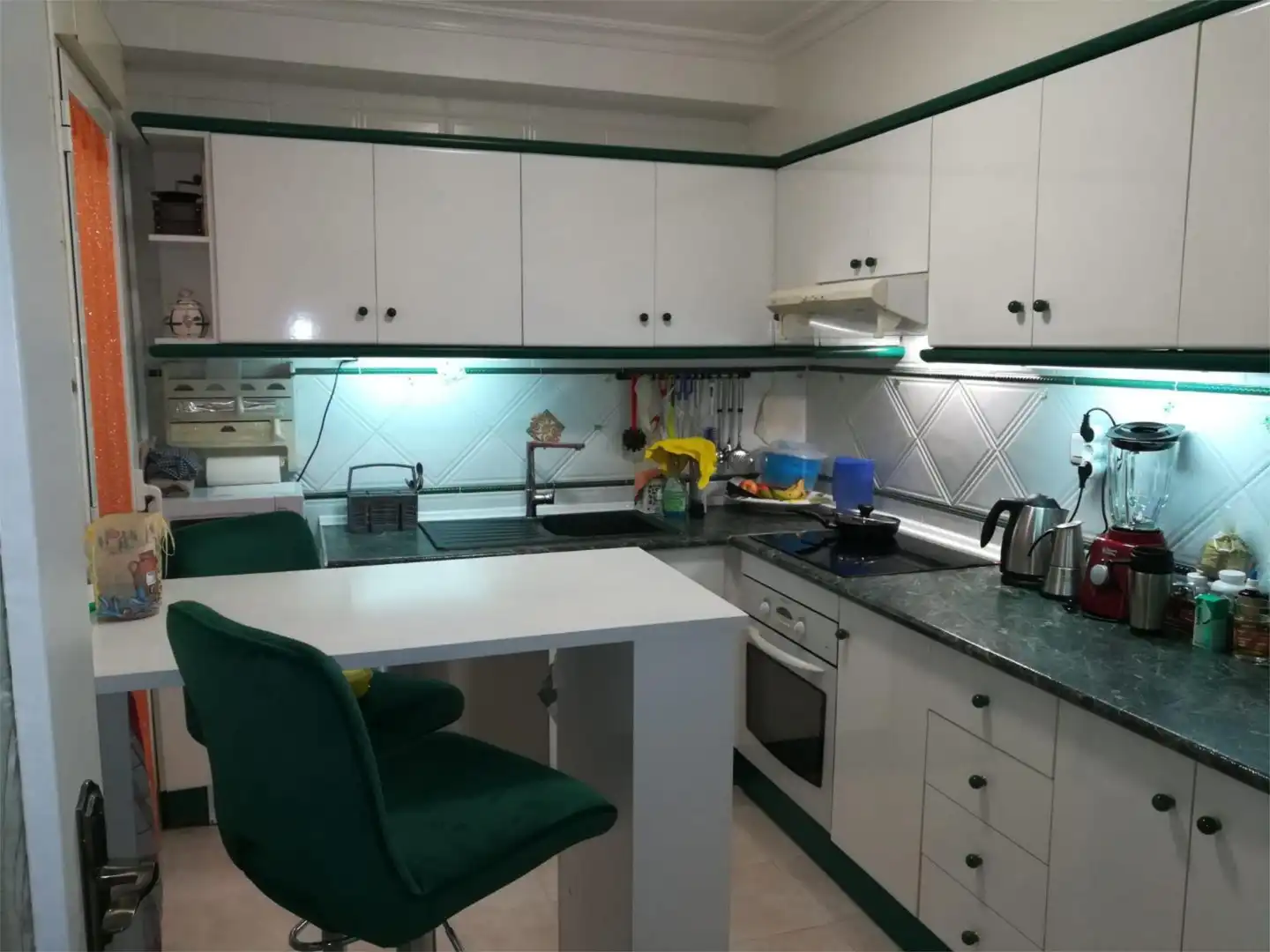 Cocina de Piso en venta en Torrevieja con Aire acondicionado, Calefacción y Terraza