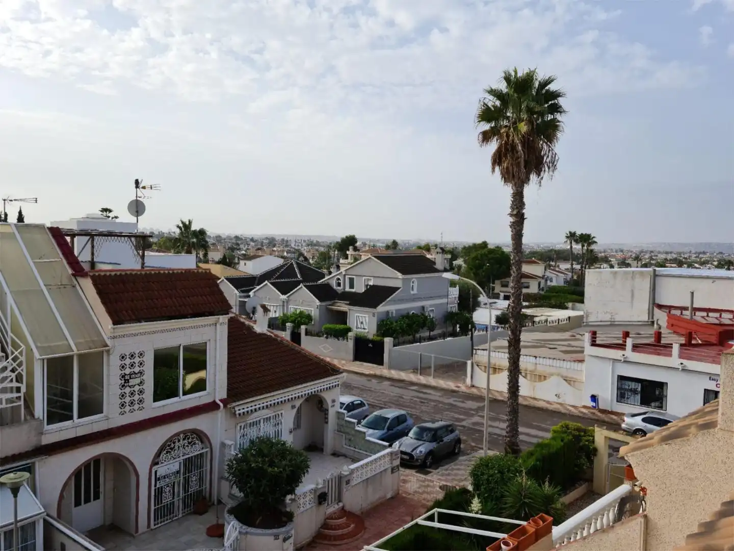 Vista exterior de Piso en venta en Torrevieja con Aire acondicionado, Calefacción y Terraza