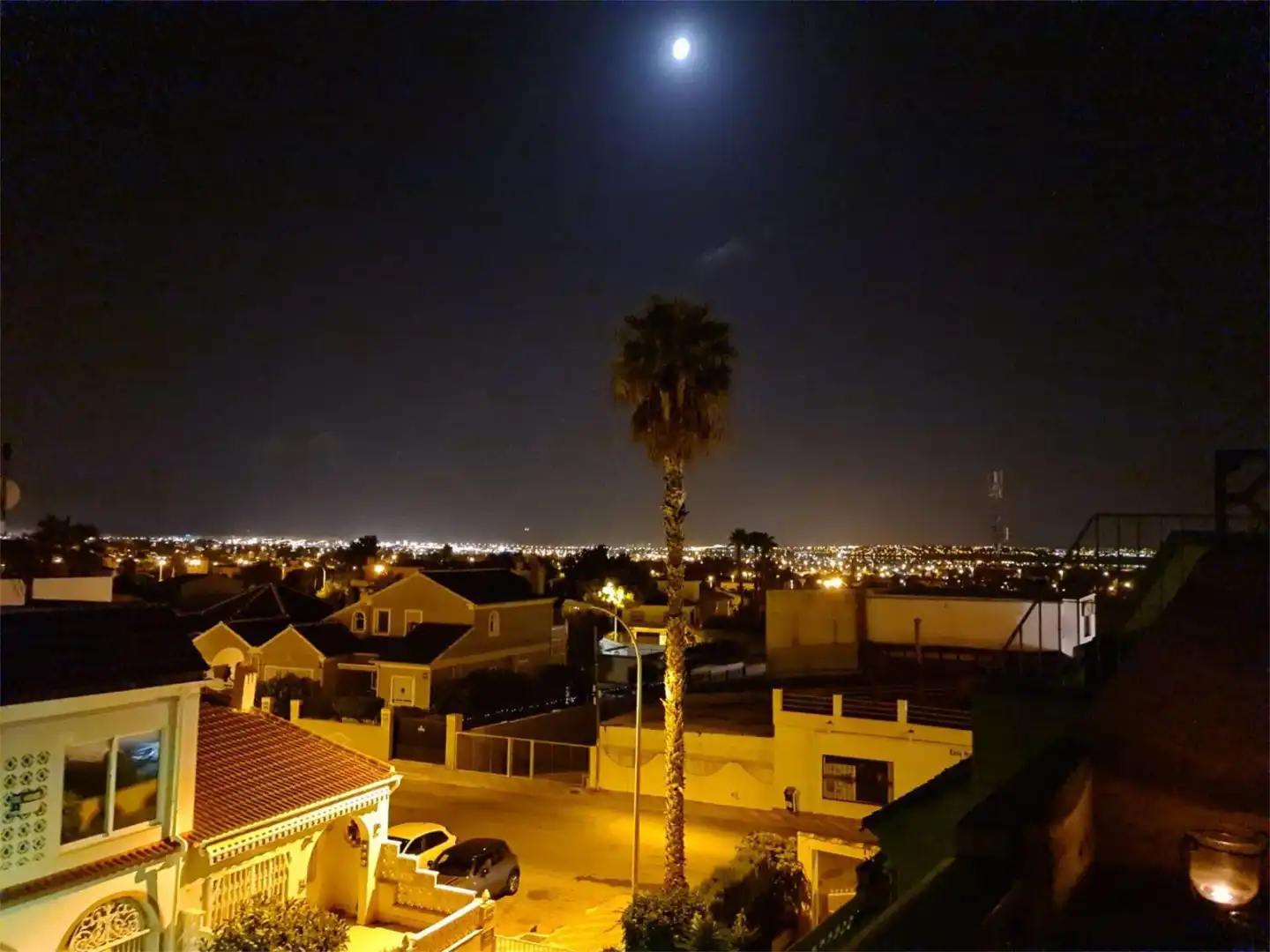 Vista exterior de Piso en venta en Torrevieja con Aire acondicionado, Calefacción y Terraza