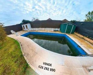 Swimming pool of Single-family semi-detached for sale in Talavera de la Reina  with Terrace and Swimming Pool