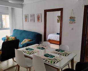 Dining room of Flat to rent in  Cádiz Capital  with Furnished, Oven and Washing machine