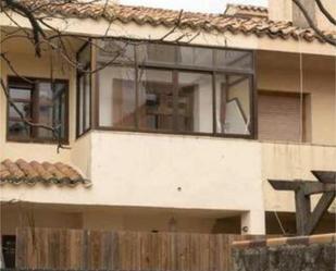 Single-family semi-detached for sale in Trescasas