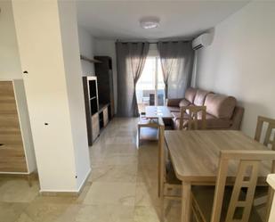 Living room of Flat to rent in  Granada Capital  with Air Conditioner, Terrace and Balcony