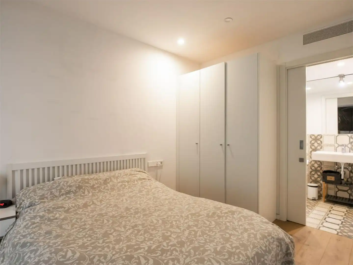 Piso en venta en Carrer de la Cera, 53, El Raval Habitación de Piso en venta en Barcelona con Aire acondicionado, Calefacción y Parquet