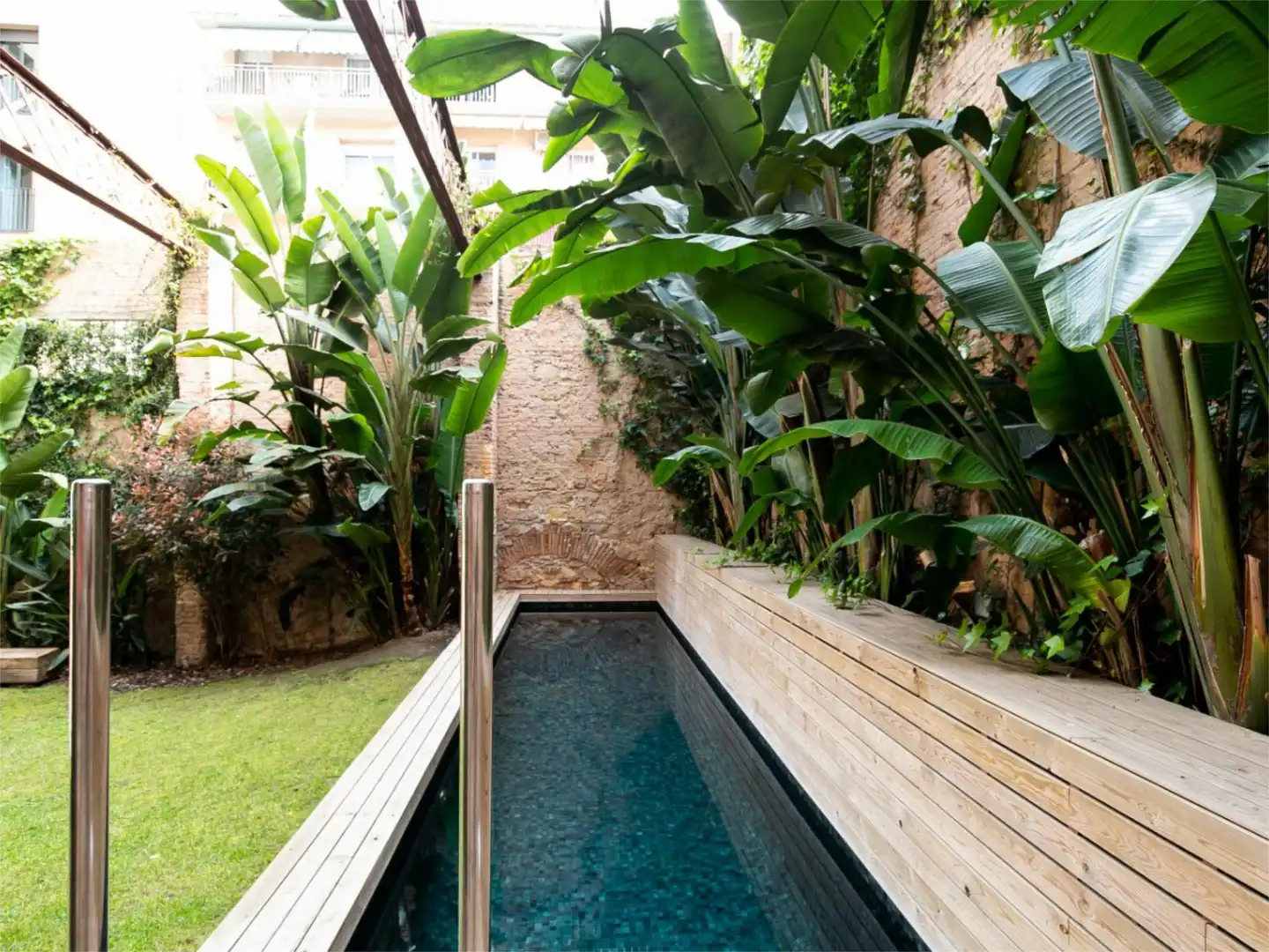 Piso en venta en Carrer de la Cera, 53, El Raval Piscina de Piso en venta en Barcelona con Aire acondicionado, Calefacción y Parquet