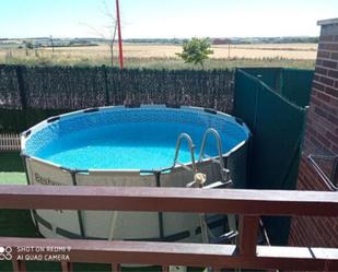 Piscina de Casa adosada en venda en Tordesillas amb Terrassa