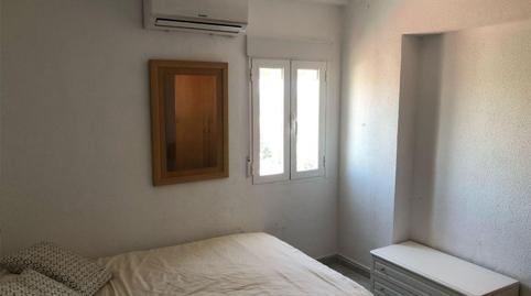 Foto 3 de Piso para compartir en Calle Puerto del Escudo, 5, Juan XXIII - Rochelambert,  Sevilla Capital