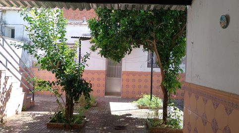 Foto 3 de Casa adosada en venta en Calle Reyes Huertas, 24, Quintana de la Serena, Badajoz