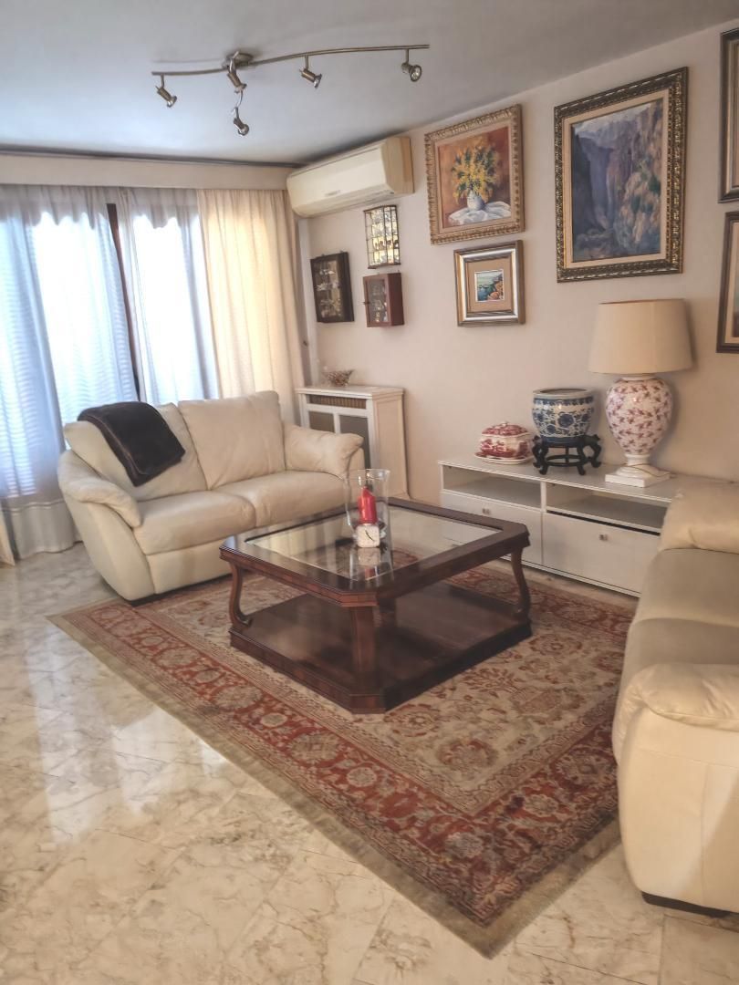 Sala d'estar de Pis en venda en  Palma de Mallorca amb Calefacció, Traster i Moblat