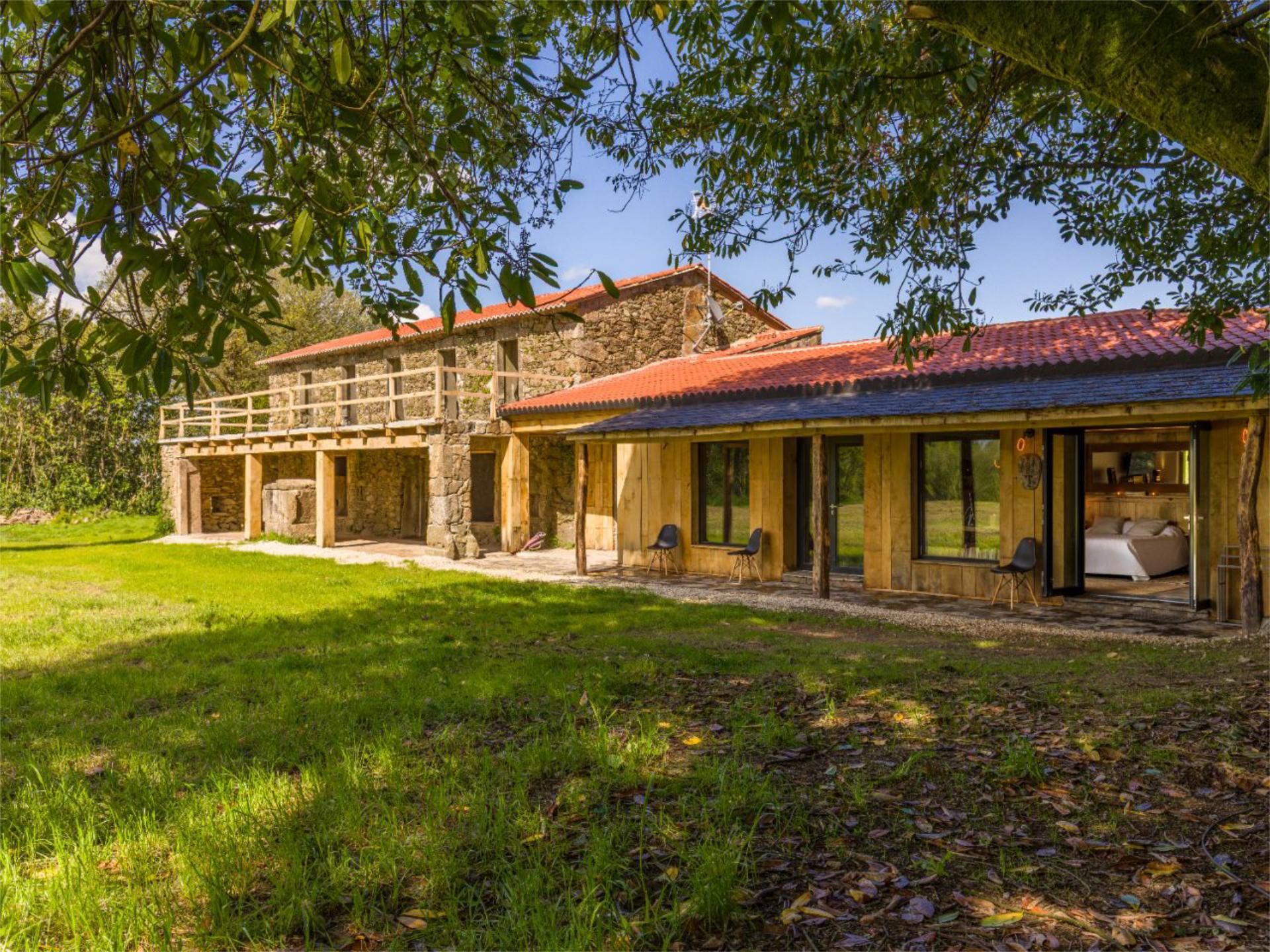Exterior view of Country house for sale in Curtis  with Terrace and Balcony