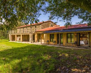Vista exterior de Finca rústica en venda en Curtis amb Jardí privat, Terrassa i Traster