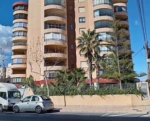 Vista exterior de Pis en venda en Santa Pola amb Aire condicionat, Terrassa i Piscina