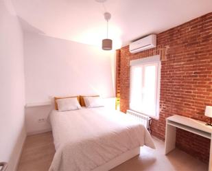 Bedroom of Flat to rent in  Madrid Capital  with Air Conditioner