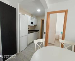Cuina de Apartament de lloguer en Alcalà de Xivert amb Calefacció, Jardí privat i Terrassa