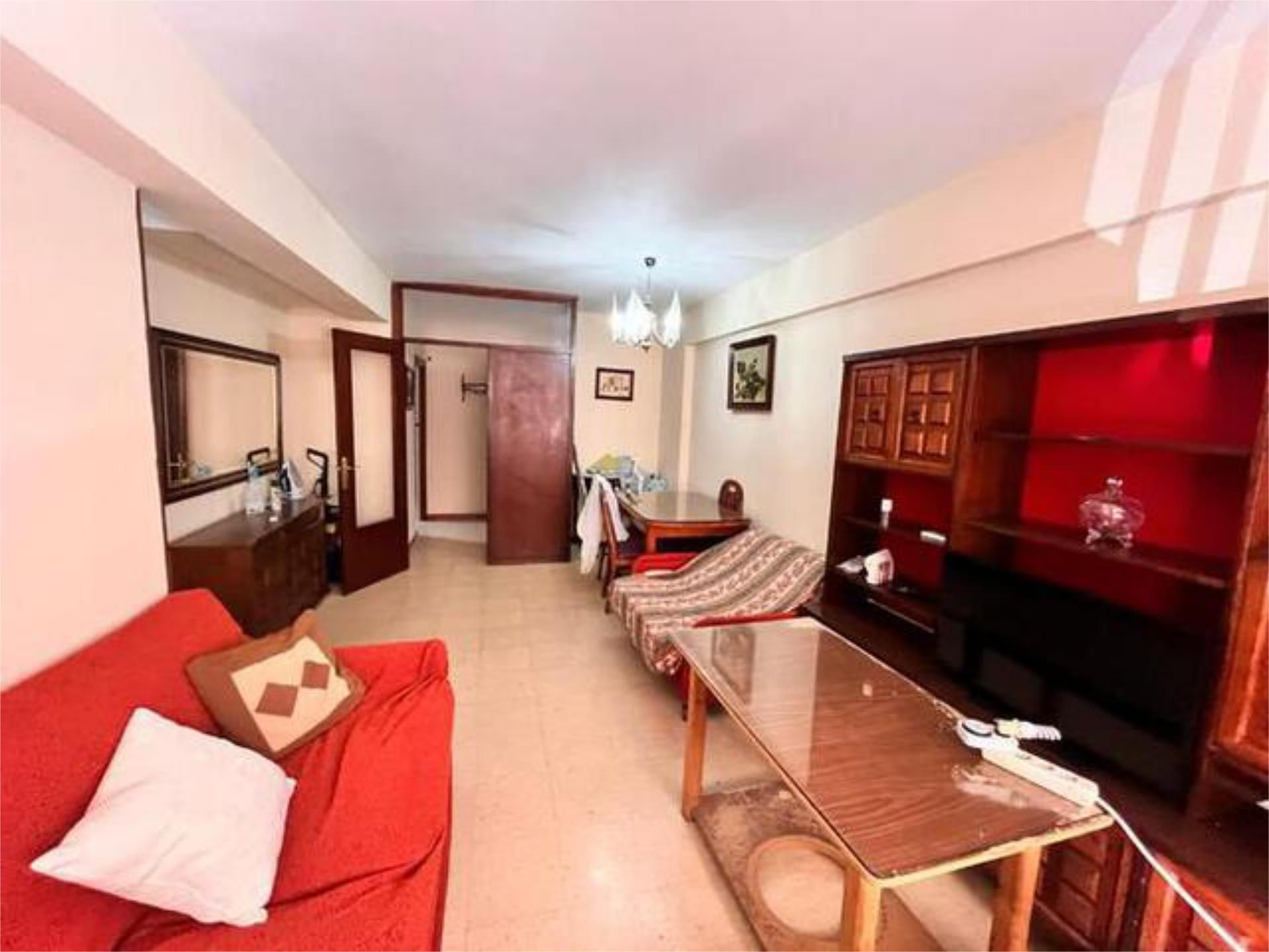 Living room of Flat for sale in  Sevilla Capital  with Heating and Furnished
