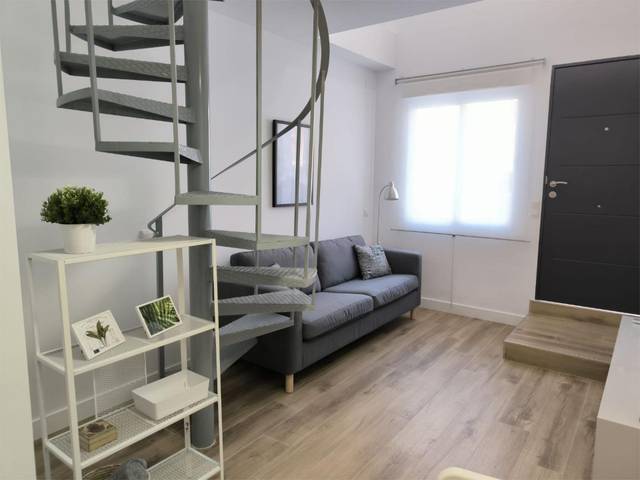 Loft en Alquiler en Calle de Alozaina, 22 en Santa Cristina - San Rafael